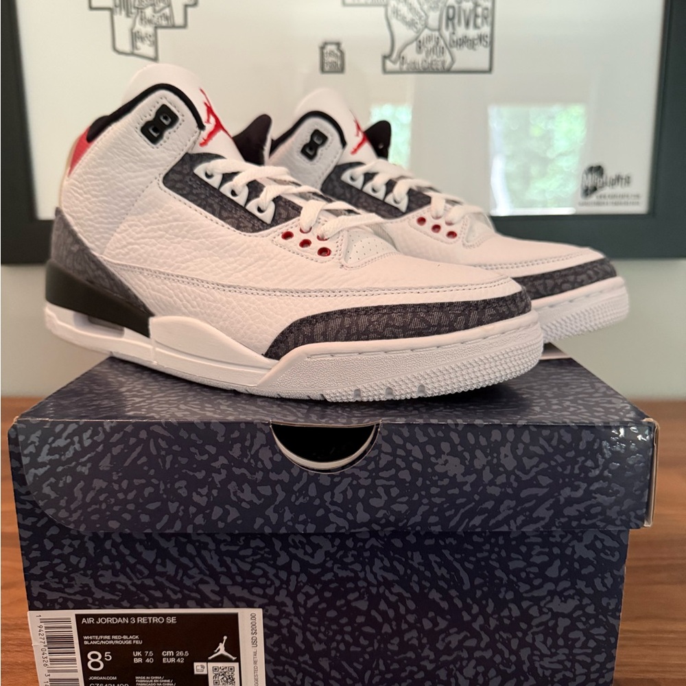 NEW IN BOX- NIKE AIR JORDAN 3 RETRO SE FIRE RED DENIM: SIZE - 8.5 - CZ6431100